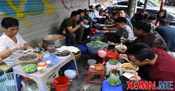 Giải mã giấc mơ thấy ăn hàng có ý nghĩa gì